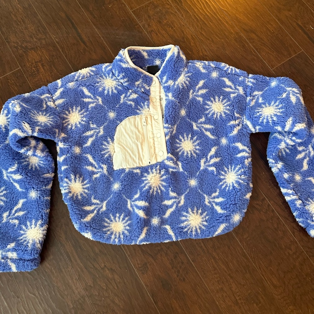 PacSun Fuzzy Pullover